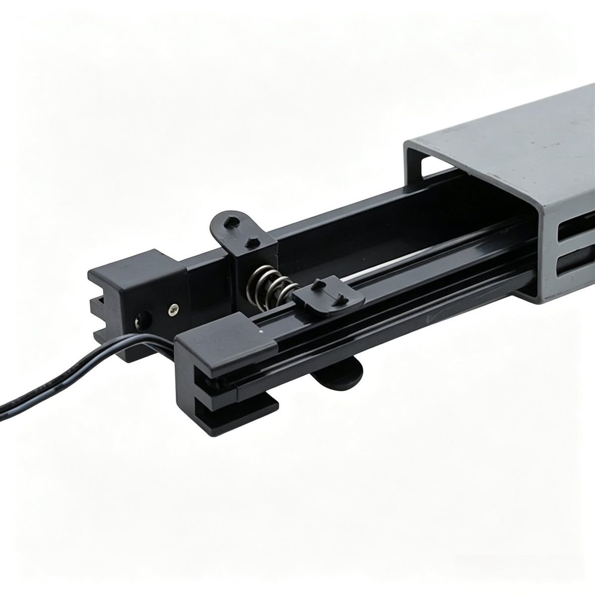 TITATEC Power Track Connector Close-Up